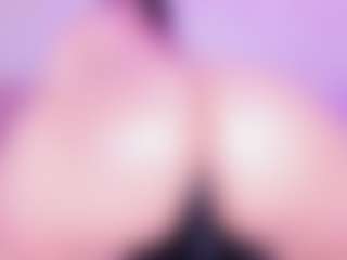 VanessaKalo's Live Sex Cam Show