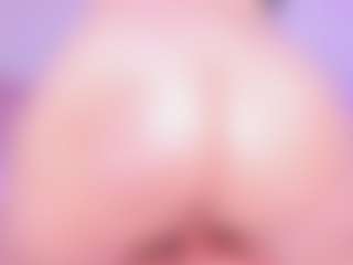 VanessaKalo's Live Sex Cam Show