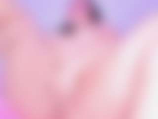 Live cam show with VanessaKalo - Squirt on Camsoda