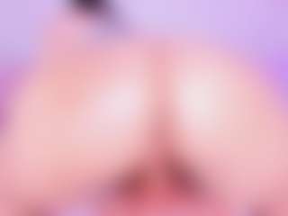 VanessaKalo's Live Sex Cam Show