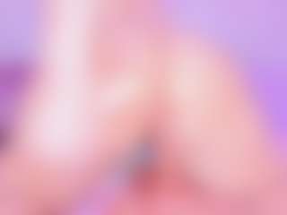 VanessaKalo MILF webcam performer live streaming