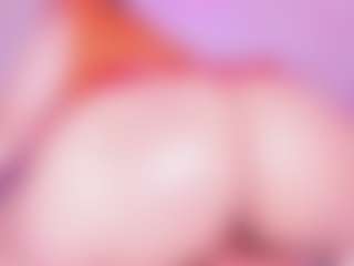 Live cam show with VanessaKalo - Flirt MILF on Camsoda