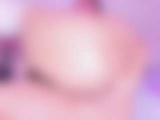 VanessaKalo MILF webcam performer live streaming