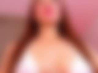 Live cam show with Milky Kim - Shaved on Camsoda