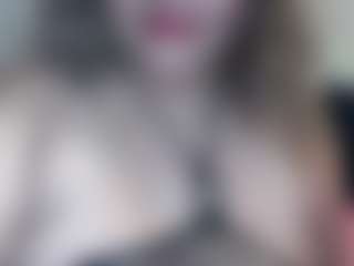 Live cam show with MariaJoseBarraza - Blonde Hair on Fit Hotties