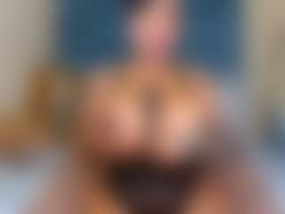 MELONS2001's Live Sex Cam Show