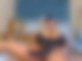 MELONS2001's Live Sex Cam Show