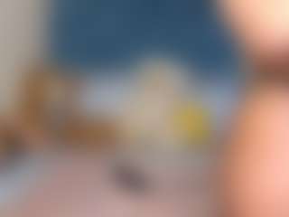 MELONS2001's Live Sex Cam Show