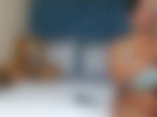 MELONS2001's Live Sex Cam Show