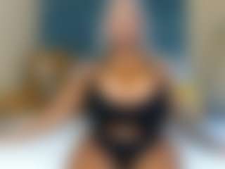 Live cam show with MELONS2001 - Strip Teen (18+) on CamClone