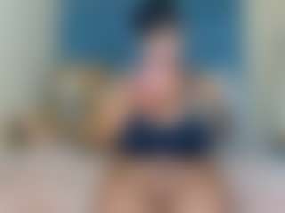 MELONS2001's Live Sex Cam Show