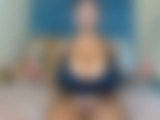 MELONS2001's Live Sex Cam Show