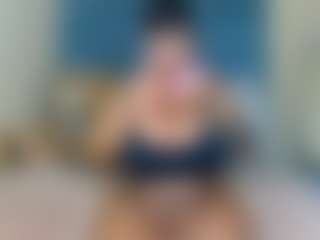 MELONS2001's Live Sex Cam Show