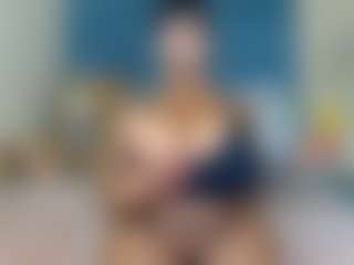 MELONS2001's Live Sex Cam Show