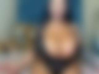 MELONS2001's Live Sex Cam Show