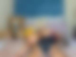 MELONS2001's Live Sex Cam Show