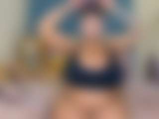 MELONS2001's Live Sex Cam Show