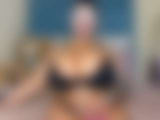 MELONS2001's Live Sex Cam Show