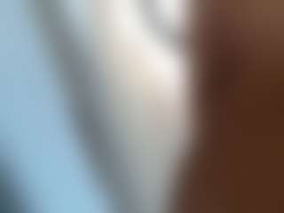 MELONS2001's Live Sex Cam Show