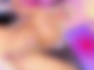 Live cam show with ThaliaGirl - Nipple Piercings on crypto-cams