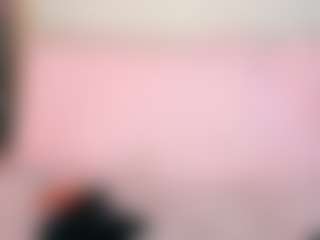 Live cam show with Bella_Hix - Flashing on livesuperchat.net