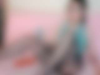 Live cam show with Bella_Hix - Green Eyes on instabang