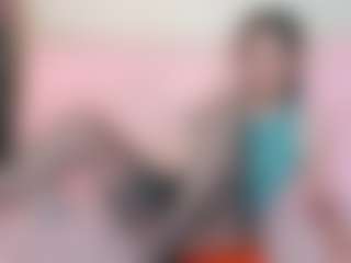 Live cam show with Bella_Hix - Amateur on Milfs Live