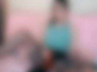 Live cam show with Bella_Hix - Green Eyes on Nude Live Now