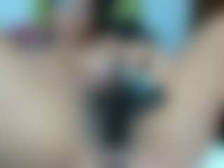 Live cam show with janellemetz - Spy MILF on Chatstar