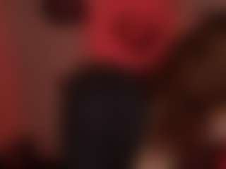 Live cam show with KatieJohanson - Muscle on Ass Tok