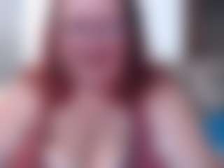 Live cam show with Antoniastars - Blonde Hair Middle Aged on 1on1-livenow