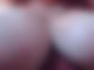 Live cam show with Antoniastars - Tittyfuck on friskycurves.com