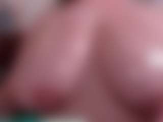 Anyi's Live Sex Cam Show