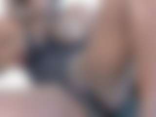 Live cam show with bonieklent - Ebony on Uber Horny | colombia