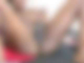 Live cam show with bonieklent - Skinny Ebony on AdultVida.com