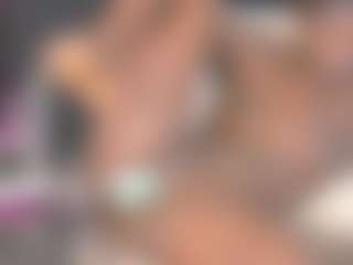 Live cam show with bonieklent - Bikini on Camming Site