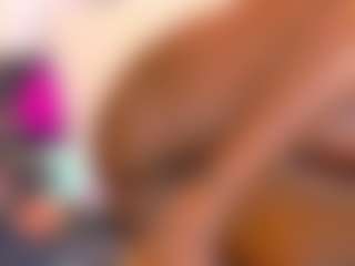 Live cam show with bonieklent - Asshole Lovense on fuklive.com