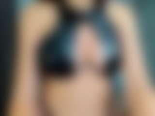 Live cam show with MistressKarla - Latex on Big Tits
