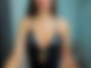 Live cam show with MistressKarla - Latex on Streamer API