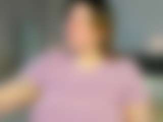 Live cam show with Ruth - Handjob on chickslive.net