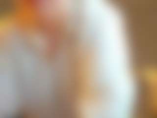 Live cam show with Ruth - Shaved on mypornchat.com