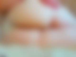 Live cam show with Ruth - Young Adult on Camsoda