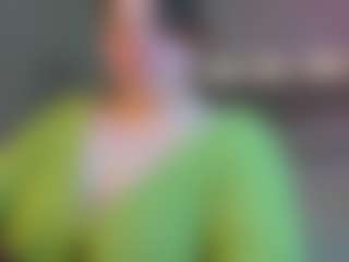 Live cam show with Ruth - Massage on Milf Play