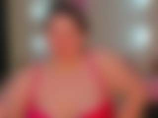 Live cam show with Ruth - Cute on studioflirtlive.com