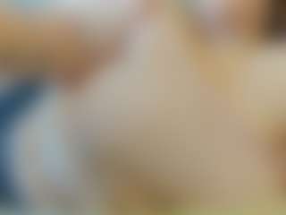 Live cam show with Ruth - Camel Toe on SquirtSoMuch