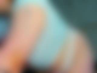 Live cam show with Ruth - Fuck on TeamSkeetLive