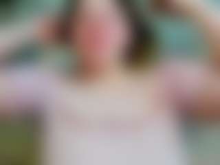 Live cam show with Ruth - Oil on Cam Slut