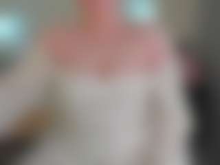 Live cam show with Ruth - Oil on intimatelivegirls.com