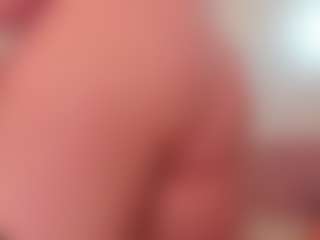 Live cam show with Ruth - Cute on Camsoda