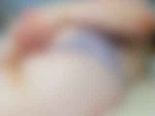 Live cam show with Ruth - Shaved on AdultVida.com